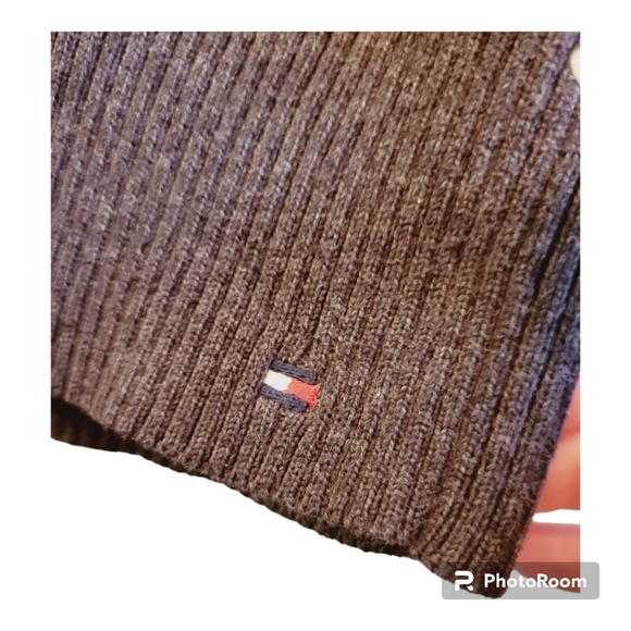 Tommy Hilfiger Sweater Vest - Picture 6 of 9